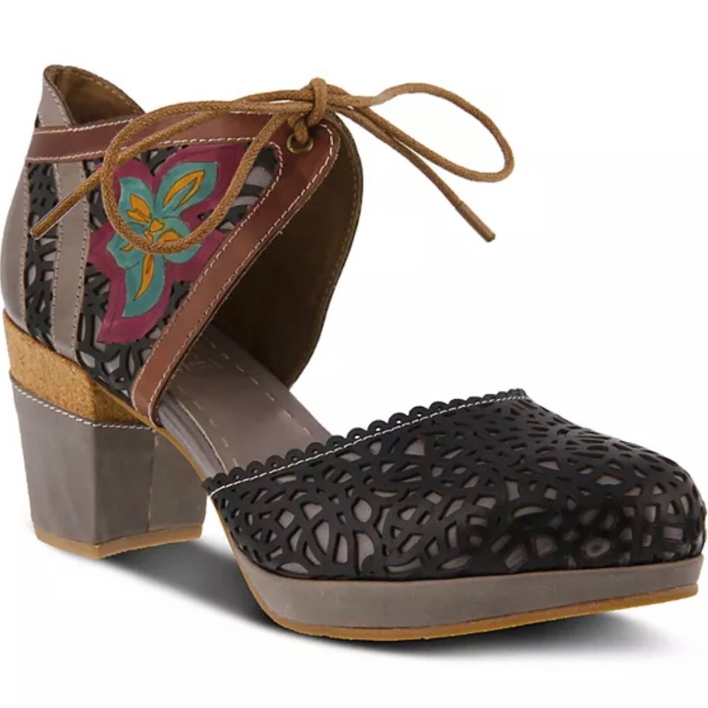 L’Artiste Sringstep Wonderful Leather Pumps